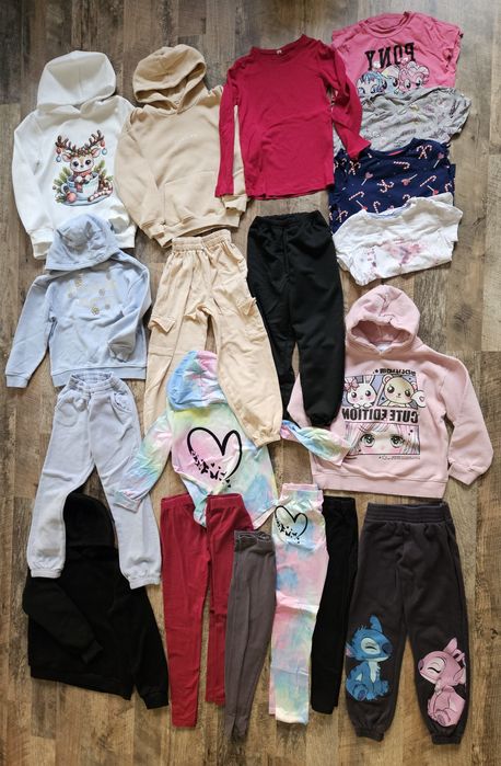 Paka zestaw 20szt ubrań dresy legginsy bluzy 122/128