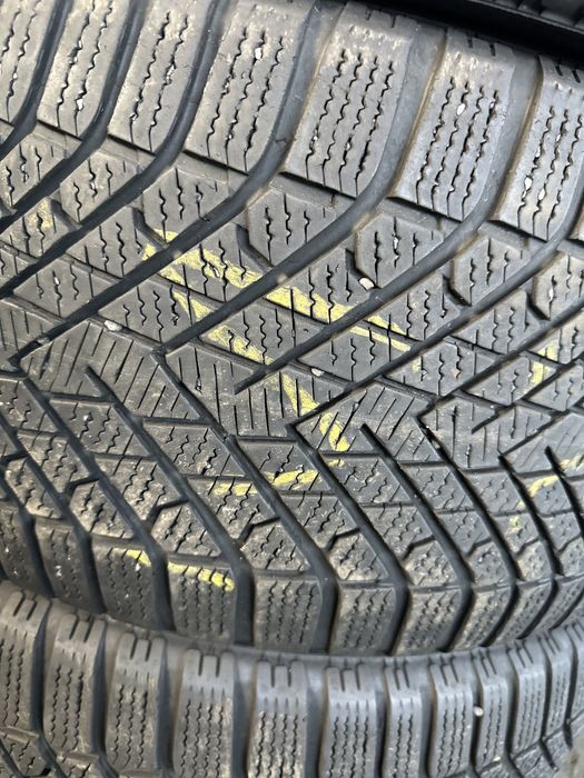 Шини 285 40 22 pirelli