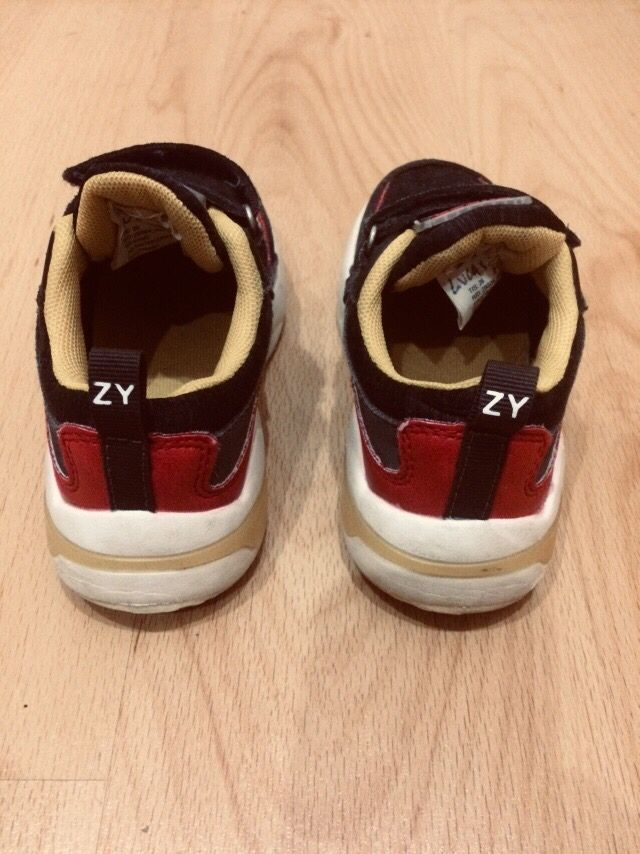 Tenis n 26 da Zippy