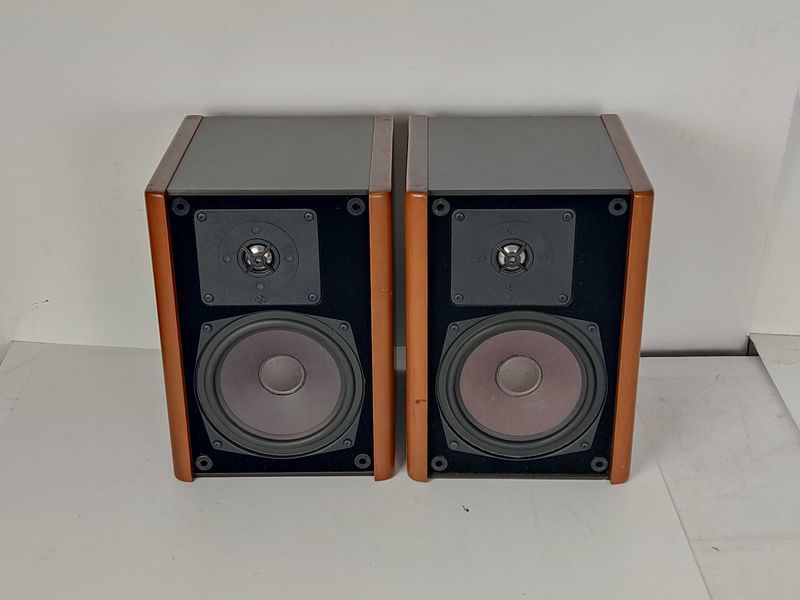 Kolumny MB Quart małe monitory DREWNO 4 ohm 60/80W 48-32kHz Dobor