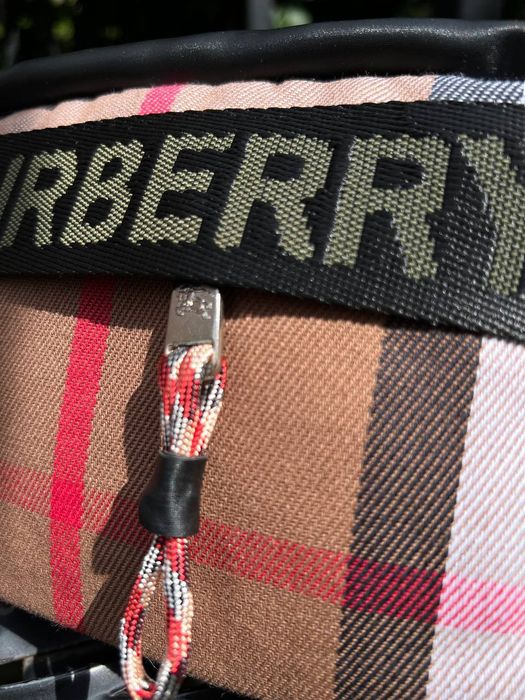 Сумка кросс боді - Burberry
