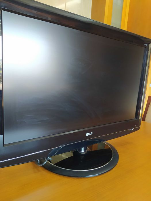 Televisão LG 80cm