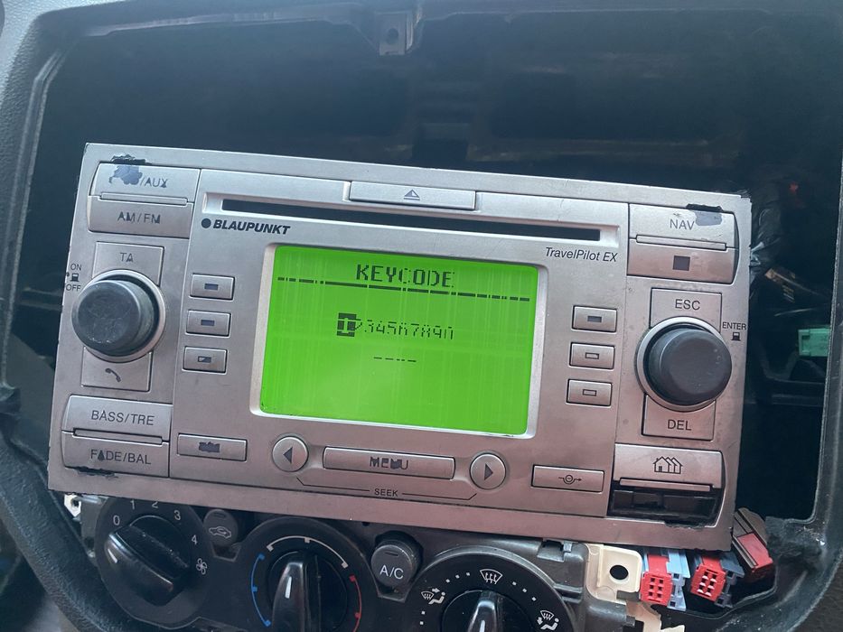 Оригінальна автомагнітола Ford Focus C-Max mk1