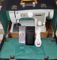 Настроєна електрична швейна машинка Подольск 132