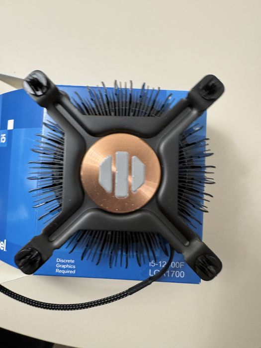 Chłodzenie Intel Core I5-12400F