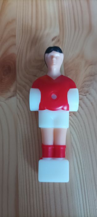 Sprzedam nowego zawodnika piłkarzyków stołowych 10.5 cm