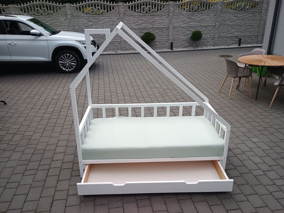 Łóżko domek używane