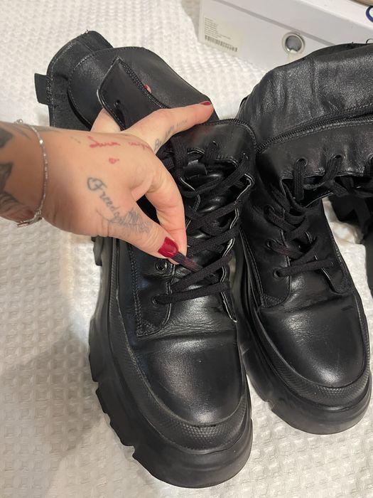 Продам ботинки зара на платформе Zara