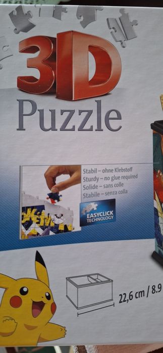 Puzzle 3d pokemon, pojemnik na biurku