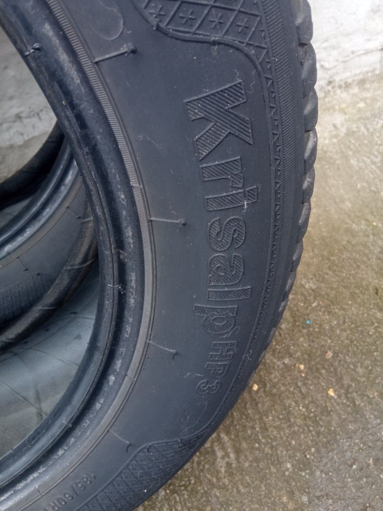 Продам 2 шины 185/60 R15 зима Kleber