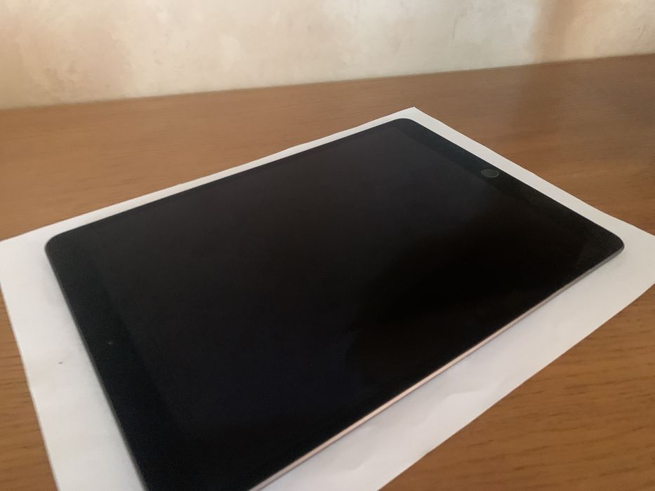 iPad Air 3 у ідеальному стані