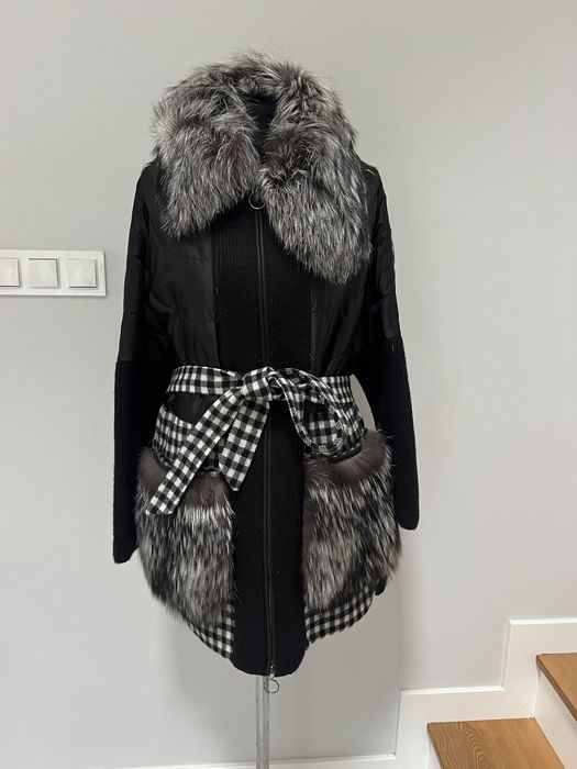 Wloski plaszcz welniany z futrem z lisa