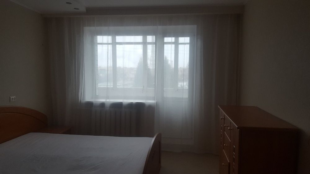 Сдам 3 кв Салтовское Шоссе 7000+ сч. Отопл. не платим. Можно вокнных.