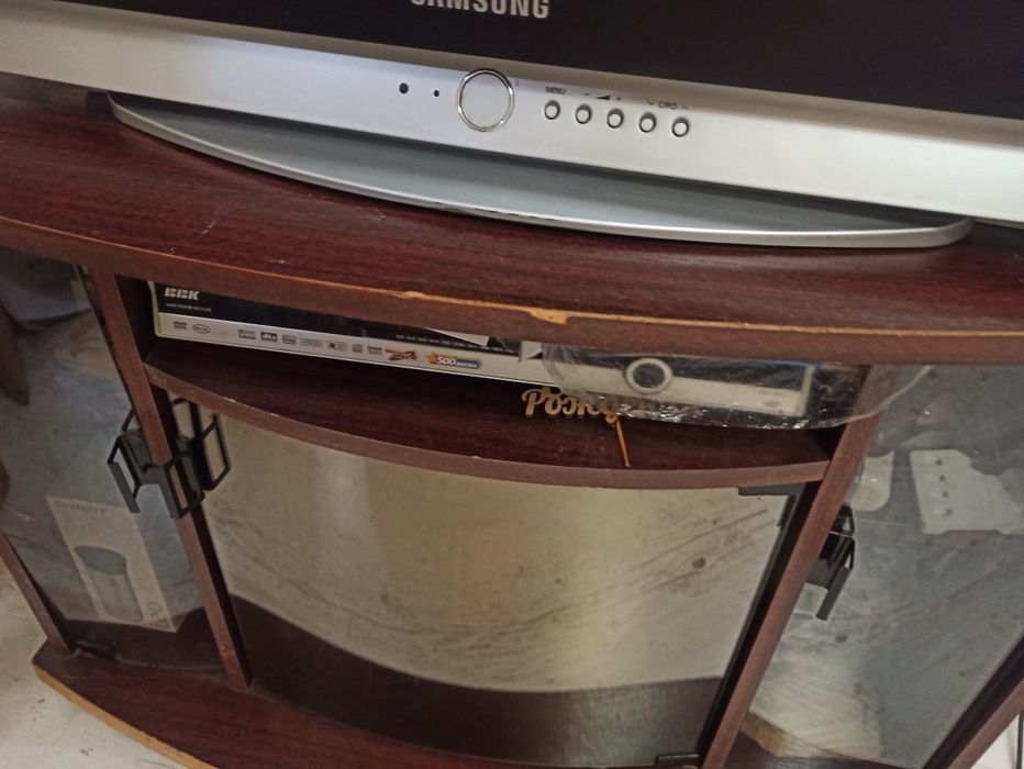 Тумба під телевізор