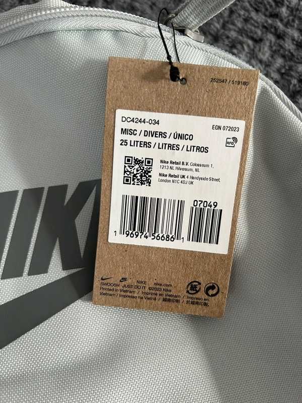 Plecak Nike fajny kolor nowy pojemny 2024 wysyłka lub Rzymowskiego