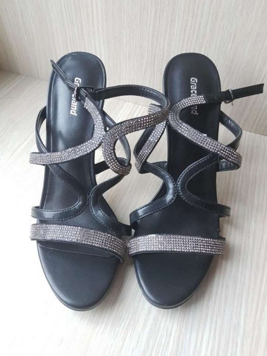 NOWE sandalki szpilki czarne ze swiecidelkami paseczki wesele