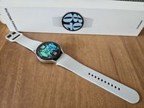 Samsung Galaxy Watch6  44mm Silver