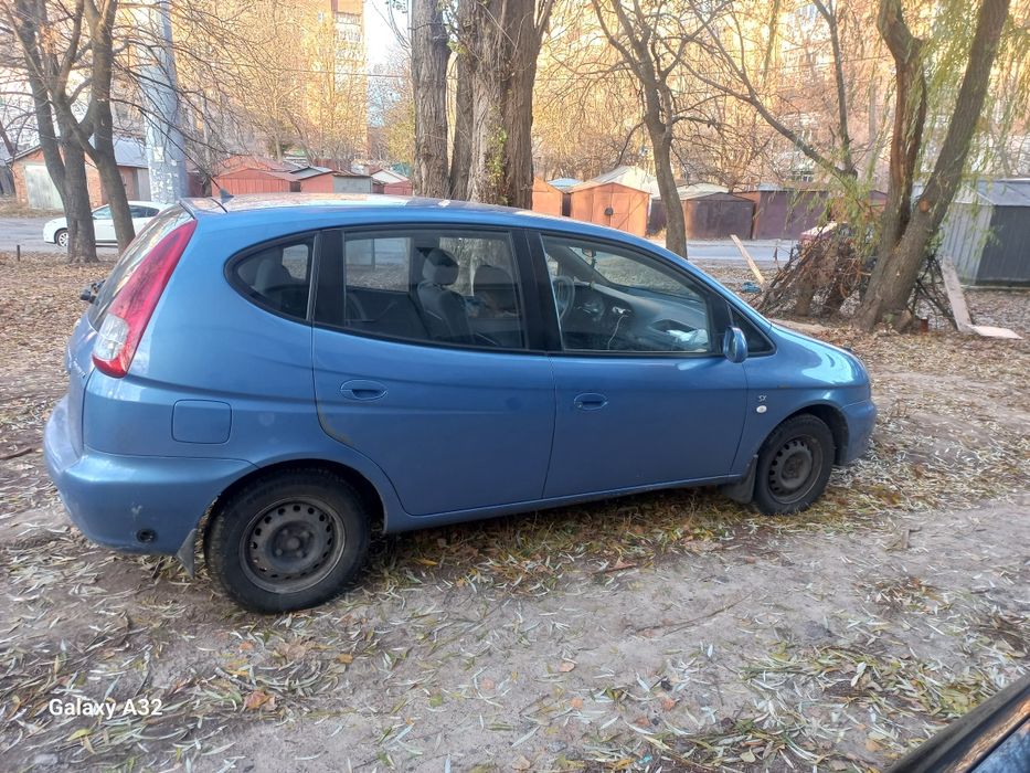 Продам Шевроле такума 1.6