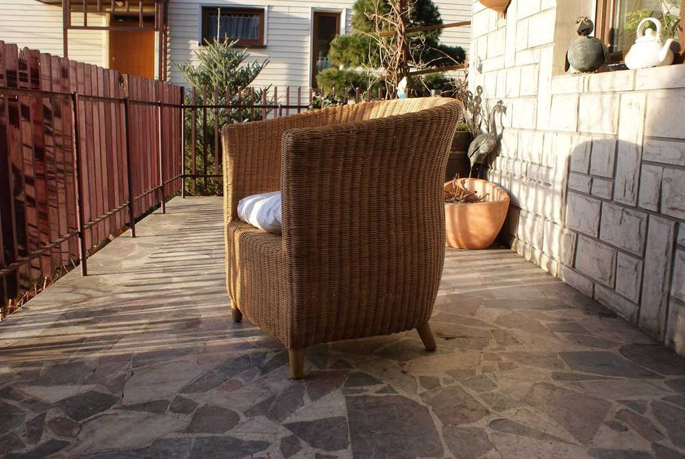 Fotel jasny z Rattanu Klubowy ! Powystawowy ! Stan idealny ! Wygodny !