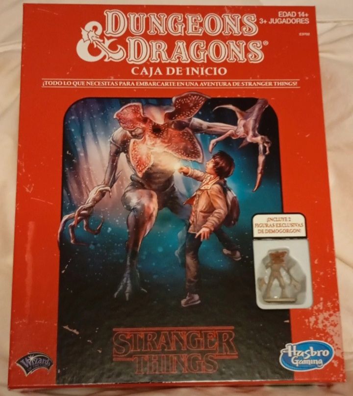 Vários jogos e acessórios D&D Dungeons and Dragons