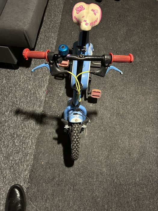 Rowerek na pompowanych kołach