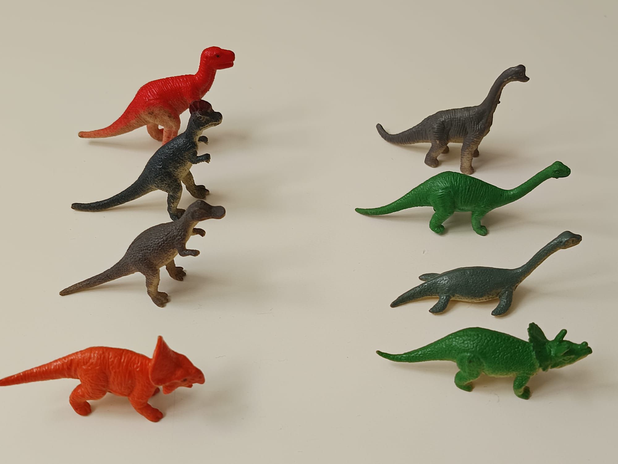 Dinossauros em pvc