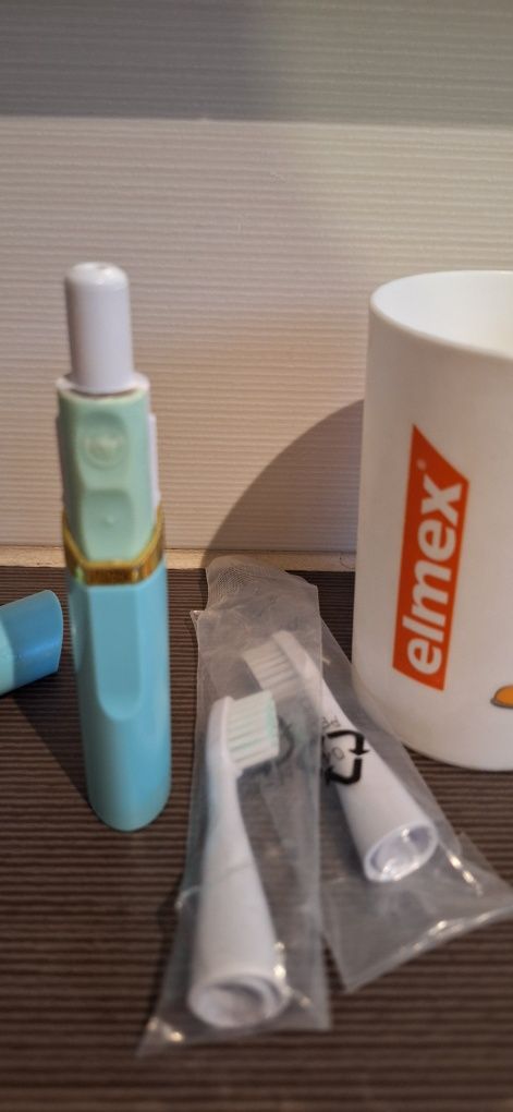 VITAMMY Luna+  Szczoteczka soniczna, turkusowa