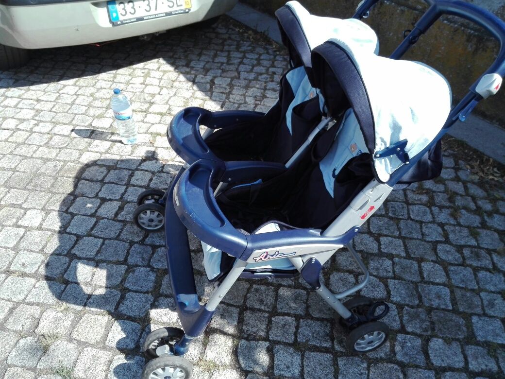 Carrinho de passeio bebé gemios