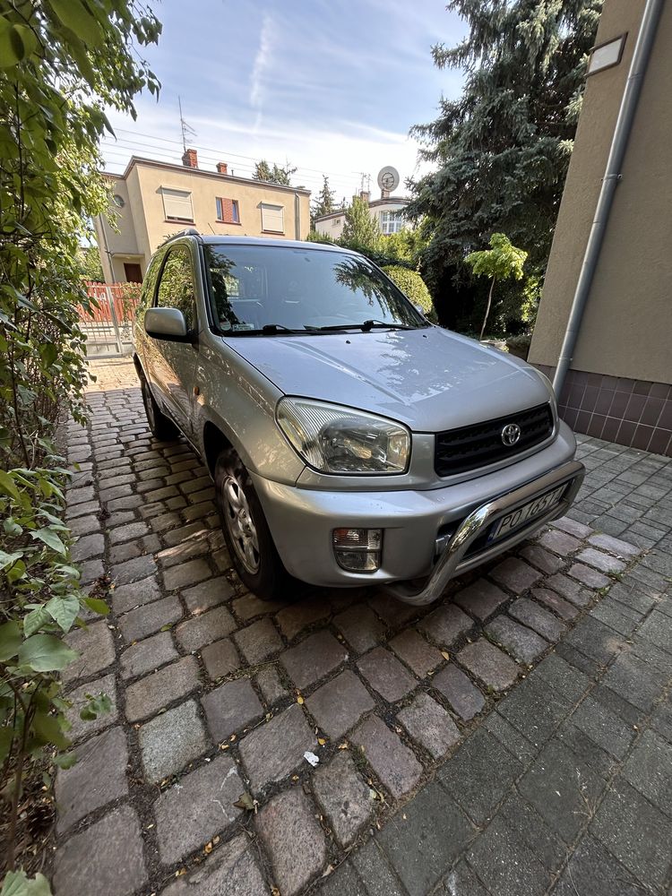 Toyota RAV4 automat 2.0 benzyna 150KM 3D