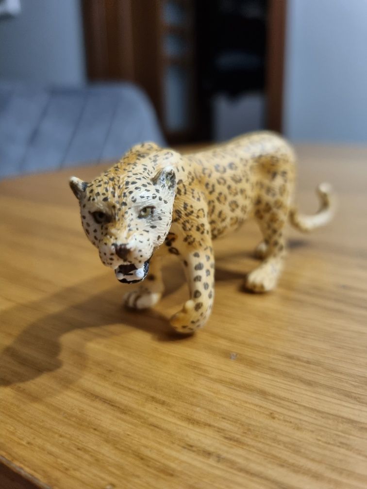 Figurka schleich