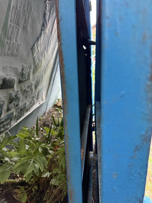 Продається металева брама