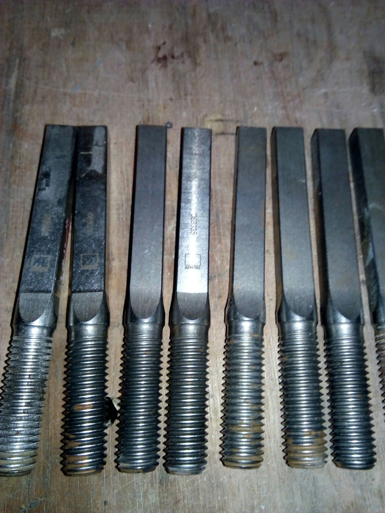 Ножи для металообробного станка
