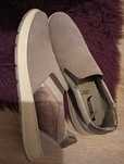 Buty sportowe wsuwane szare 37