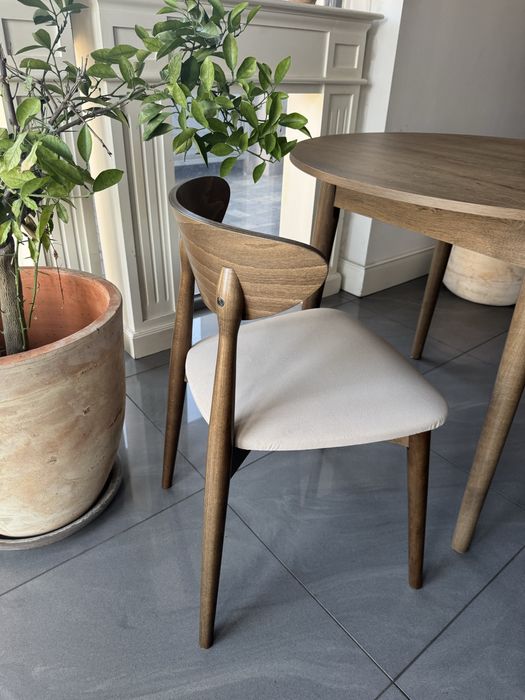 Zestaw Stół FI 100 + 4x krzesło drewniane