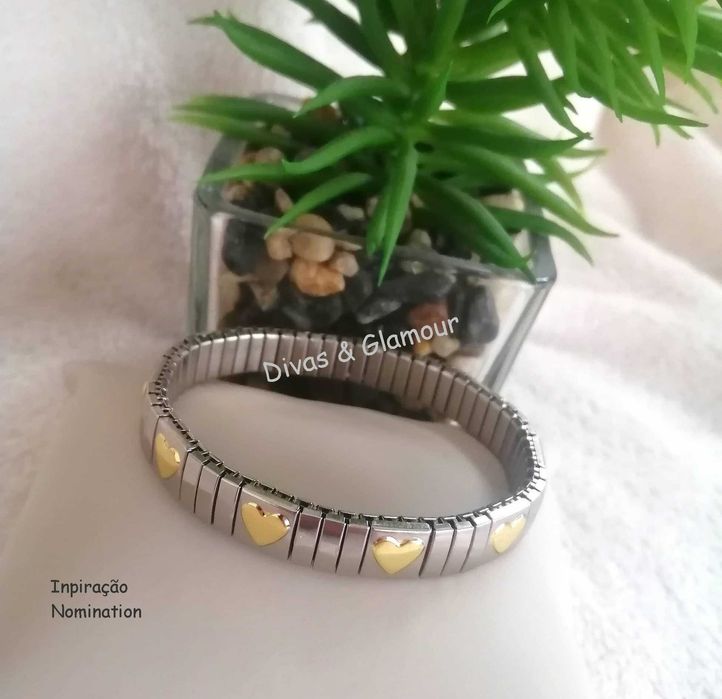 Vários modelos de pulseiras no anúncio