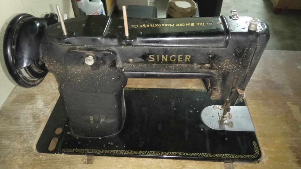 Máquina de costura Singer