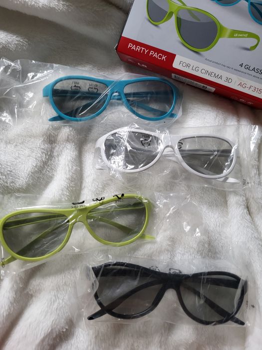 Okulary 3D zestaw 4 sztuk