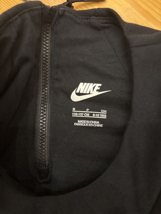 Bluzka nike roz 128-137