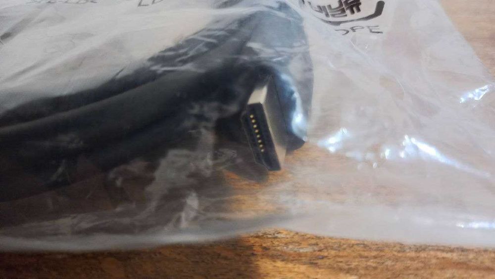 Кабель для монітору VGA, HDMI.