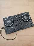 DJ контролер Numark Party Mix II 2