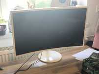 Monitor zakrzywiony Samsung 32 całe, C32F391fwu, bdb stan
