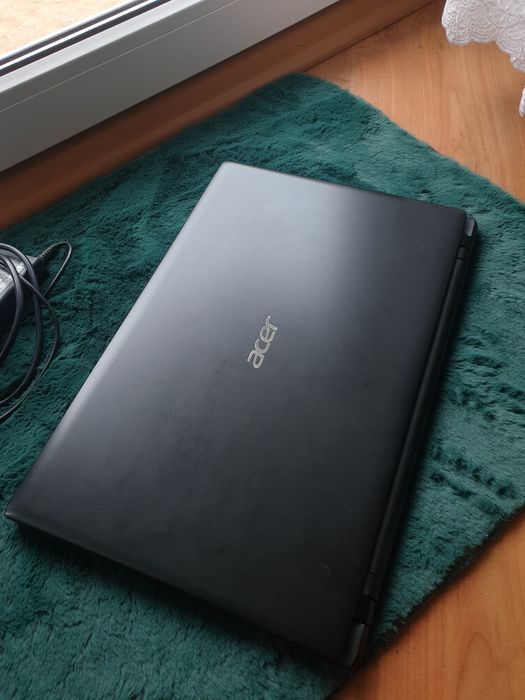 Laptop Acer Aspire v5 -551 15,6" procesor AMD A6-4455M komputer