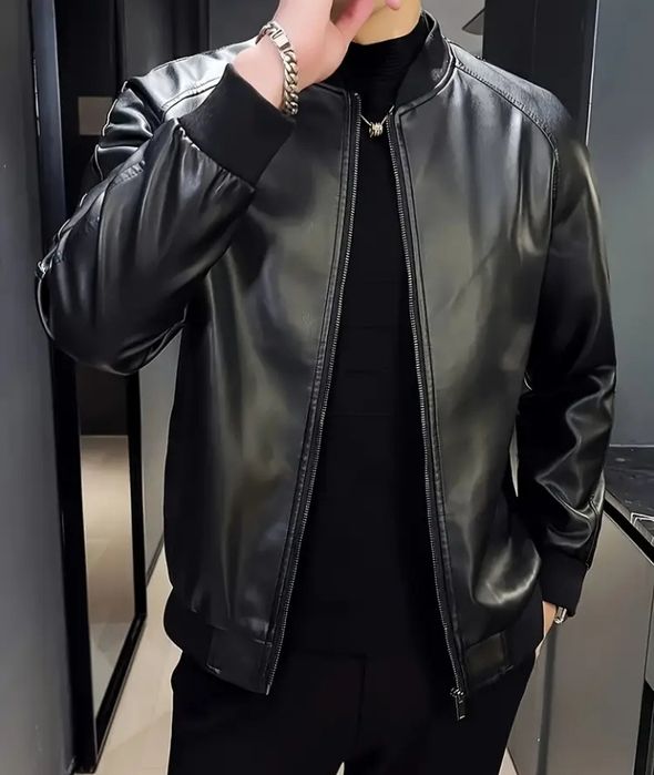 Чоловіча шкіряна куртка бомпер