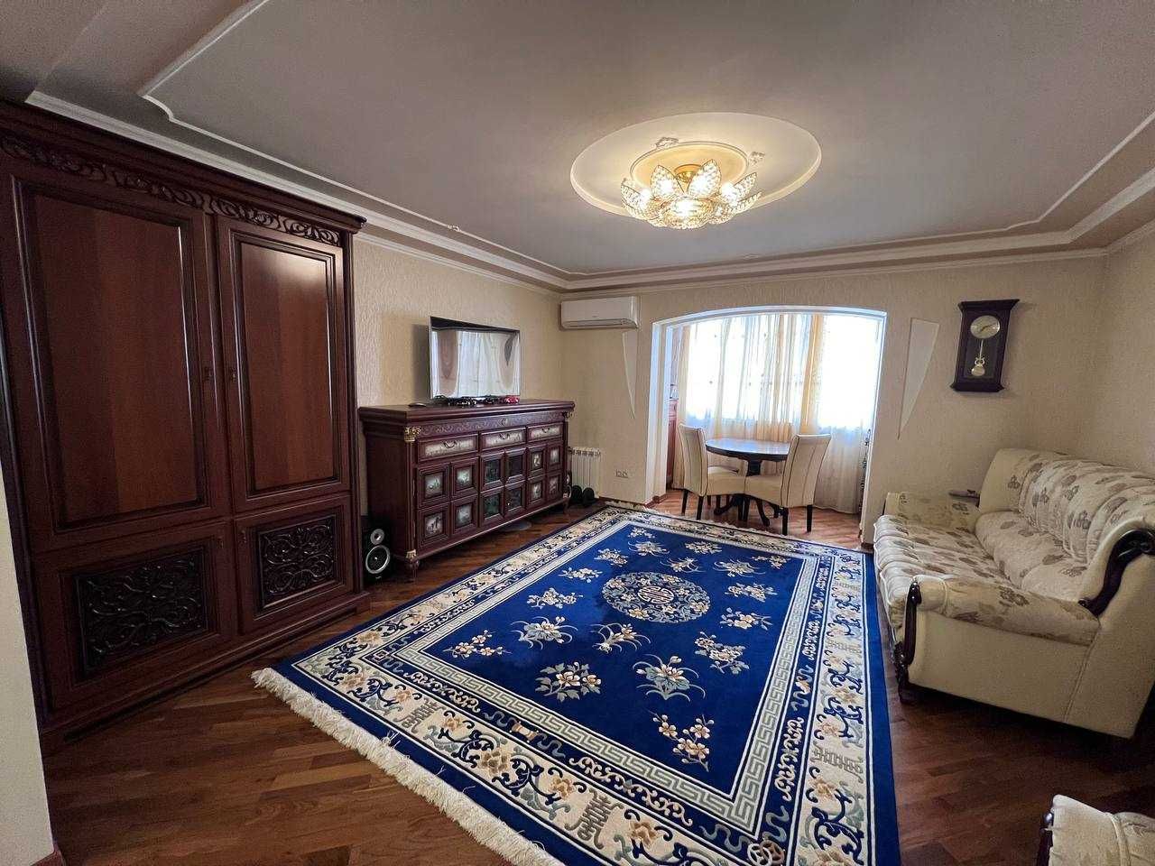 Продам 3 комнатную квартиру ул. Чумаченко