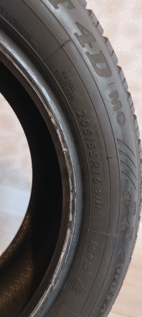 Продам 205/55 R16 DUNLOP WINTER SPORTS 4D зимня є 2шт