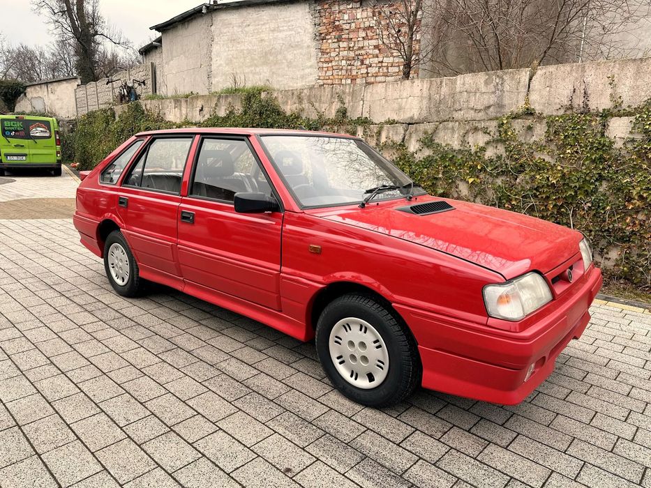 Polonez Caro Fabrycznie nowy na Malte Export 1.5GLI muzeum