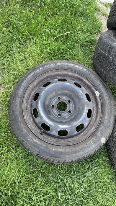 Зимові шини Dunlop 195/50 R15