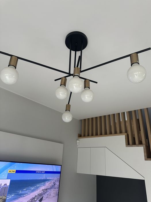 Żrandol/ lampa wiszaca  do salonu