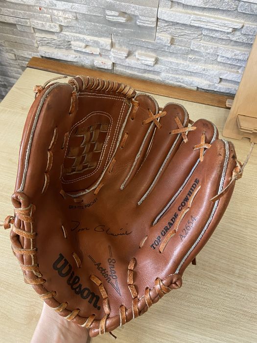 Бейсбольна перчатка Wilson оригінал