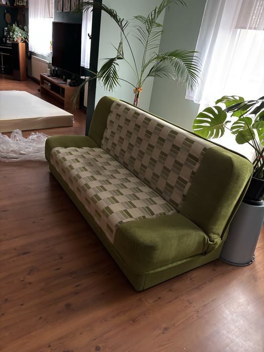 Kanapa rozkladana około 120x200  wygodna